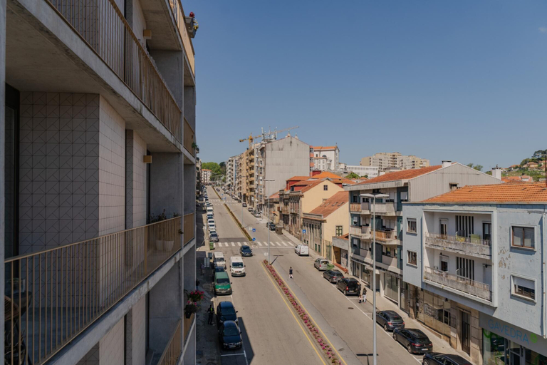 Others 4, Feel Corporate Housing Campanh 07, Porto