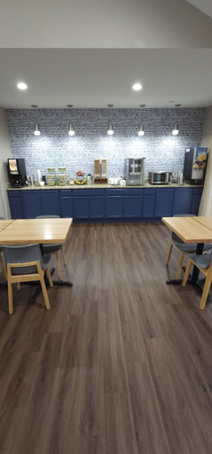 Food & Drinks 5, AmericInn by Wyndham Fort Atkinson, Jefferson