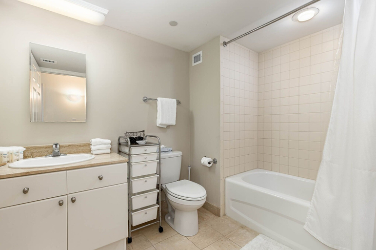 Bathroom 4, Ocean front 2 bedroom, 2 bath condo - 301 Brighton 2 Condo, Horry