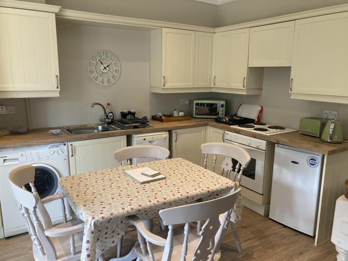 Others 3, Pinewood Cottage Deluxe Self Catering Apartments, Hampshire