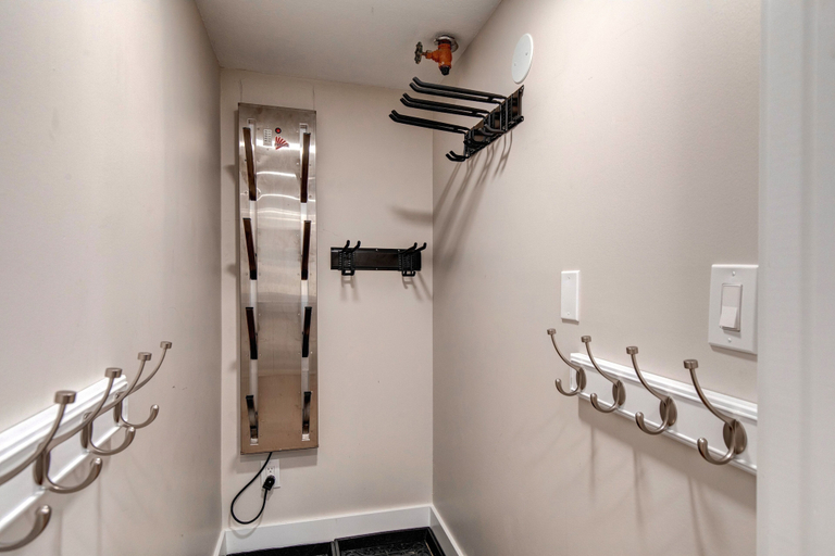 Interior 4, Silver Cliff Village 103 2 Bedroom Condo by RedAwning, Summit