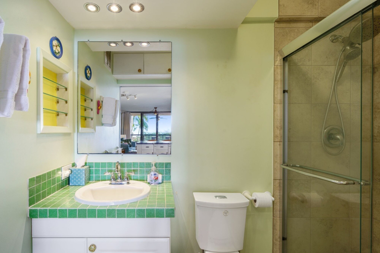 Bathroom 4, Big Island Kona Pacific E632 1 Bedroom Condo, Hawaii