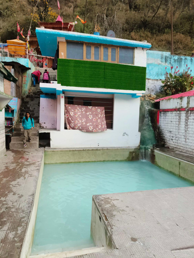 Others 4, Mud Stays, Uttarkashi