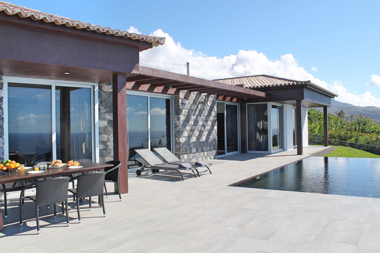 Front of property 5, Cliffscape by Our Madeira, Calheta
