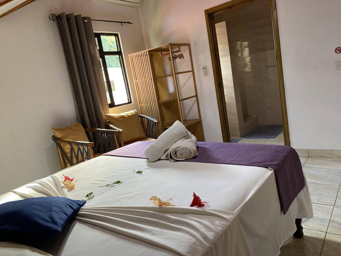 Bedroom 2, La Source Self Catering