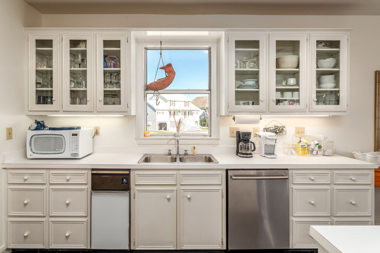 Private kitchen 4, At Ease - 535 Barcelona 3 Bedroom Home by RedAwning, Mobile
