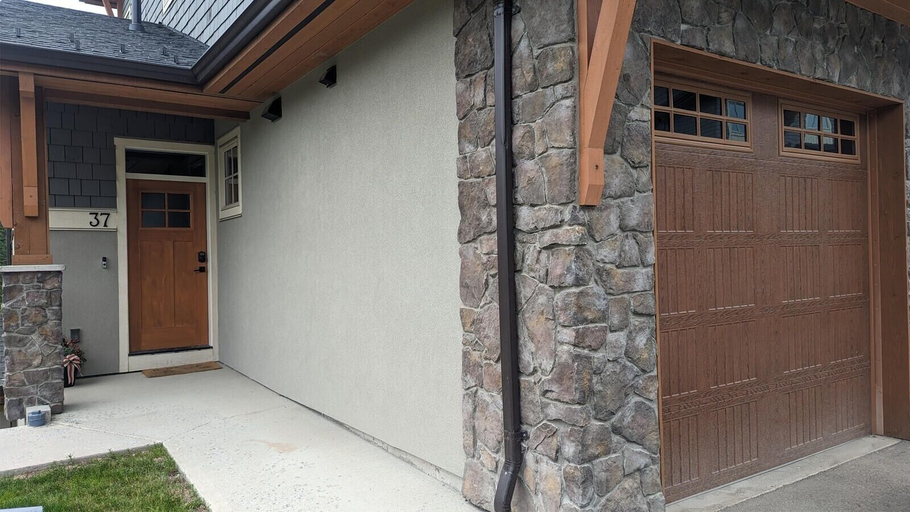 Exterior, Echo Landing #37 2 Bedroom Condo, Thompson-Nicola