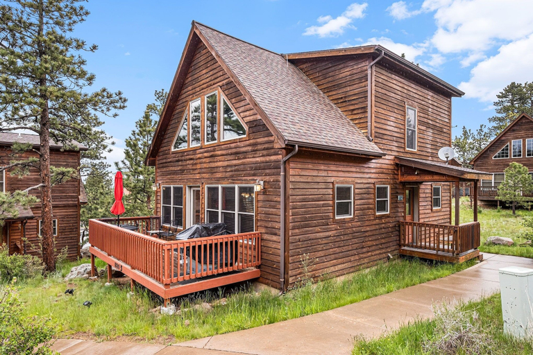 Exterior 5, Solitude Bighorn #5 - Estes Park 2 Bedroom Condo by RedAwning, Larimer