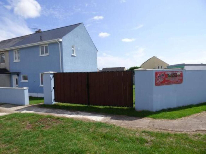 Exterior & Views 2, Stunning 2-bed House in Pembroke Dock, Pembrokeshire