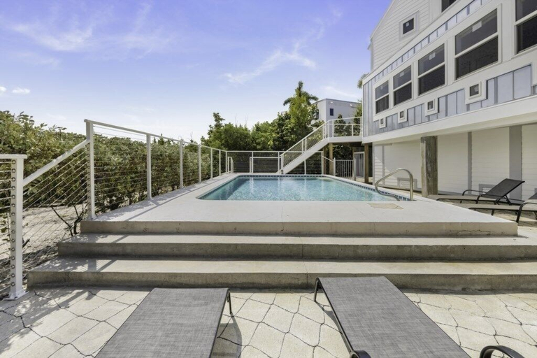 Sport & Beauty 4, Holley House 4 Bedroom Home by RedAwning, Lee