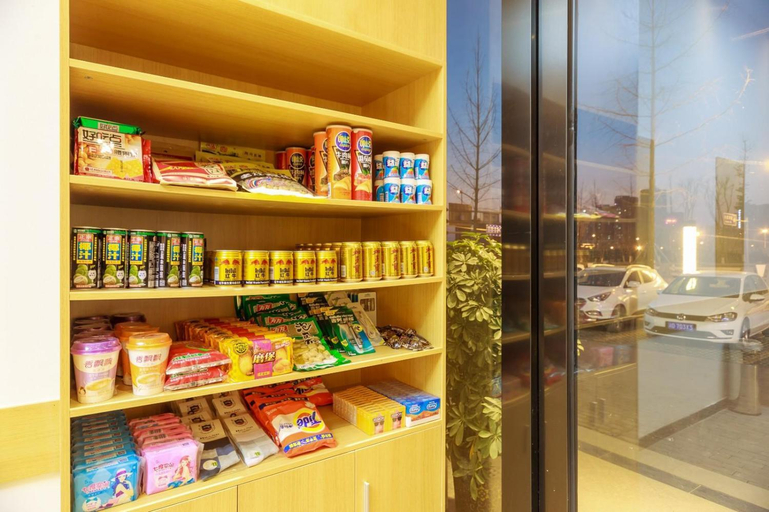 Food & Drinks, 7Days Premium Chengdu Railway East Station Branch, Chengdu