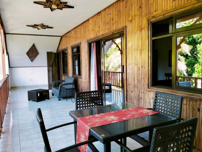 Others 5, La Source Self Catering