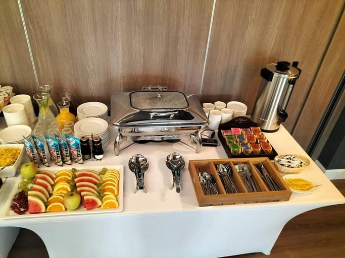 Food & Drinks 4, Hotel Garbow *** Centrum Konferencyjno - Bankietowe, Lublin