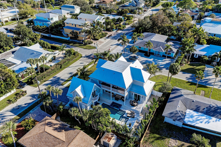 Exterior & Views 2, Just Beachy managed by Beach Retreats, Manatee