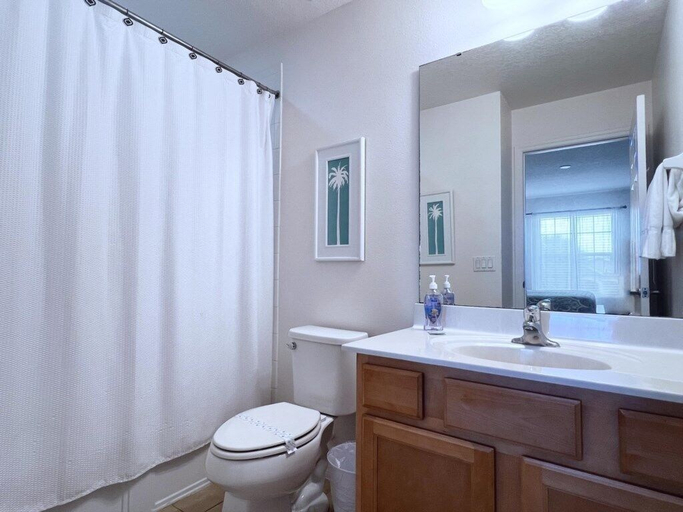 Bathroom 4, Gorgeous 6bd Pool Hm Providence-2256ag 6 Bedroom Home by RedAwning, Polk