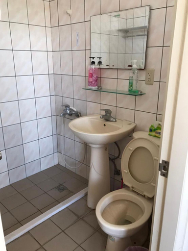 Bathroom, Xiao Jinmen Homestay, Kinmen