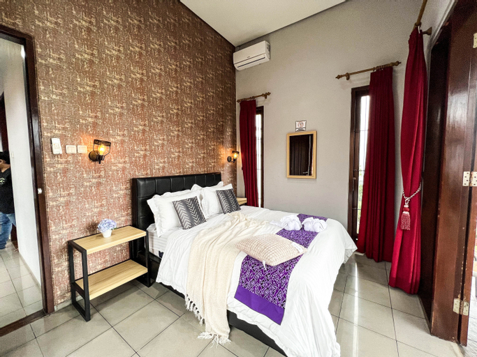 Bedroom 13