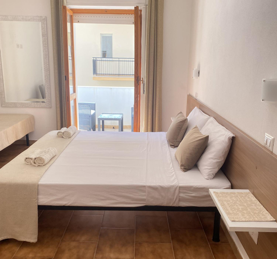 Others 3, Sunway Apartments, Sassari
