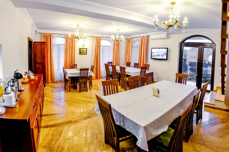 Food & Drinks 4, Villa Boutique Alina, Deva