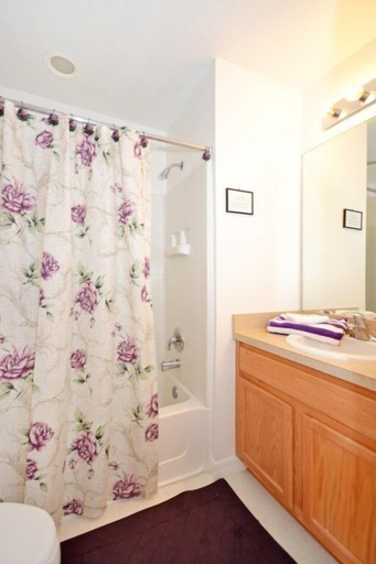 Bathroom 3, Oriental Charm 4 Bedroom Home by RedAwning, Polk
