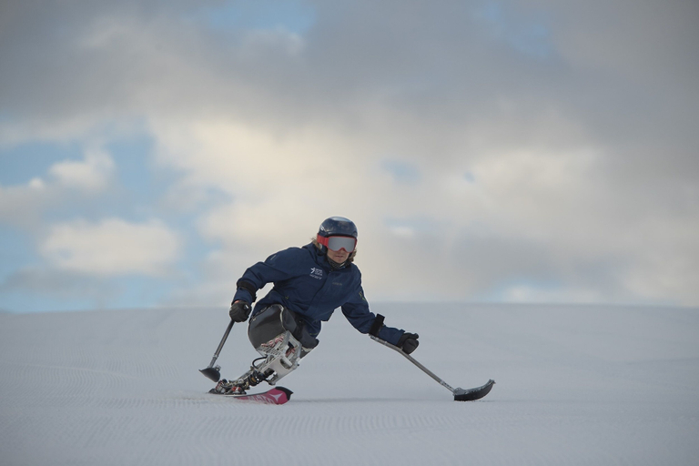 Snow and ski sports 2, Mountain Modern 3 Bedroom Deluxe Condo, Sleeps 10 by RedAwning, Summit