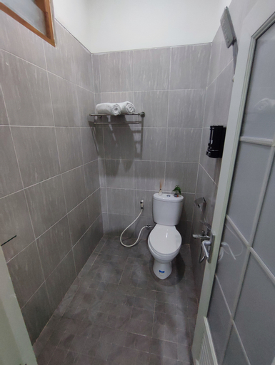 Bathroom 5