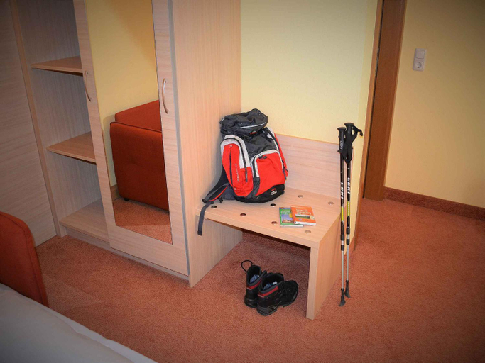 Bedroom 2, Hotel-Gasthof Rotes Roß, Kitzingen