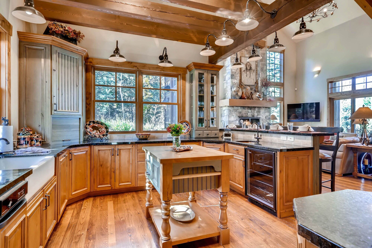 Private kitchen 4, Red Pine Residence 6 Bedroom Home by RedAwning, Summit
