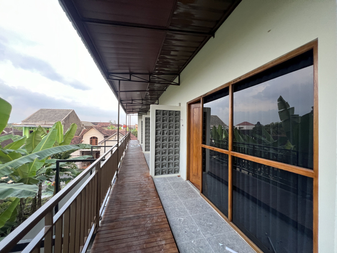 Others 5, Nofrah House Syariah Mitra RedDoorz, Solo