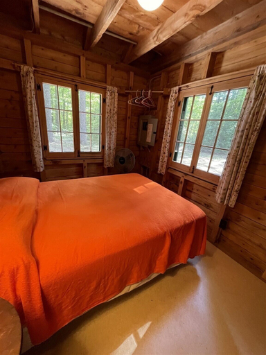 Room 5, Restawhile Limit 6 2 Bedroom Cabin by RedAwning, Cumberland