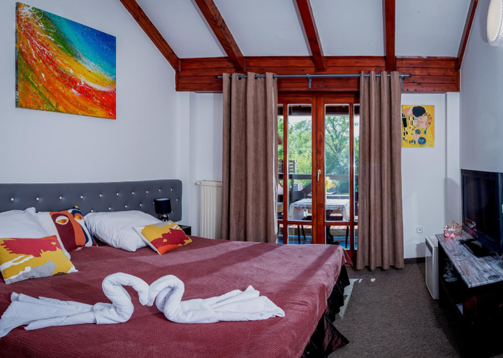 Bedroom 1, Eden Lounge Restaurant & Pension, Veresegyház