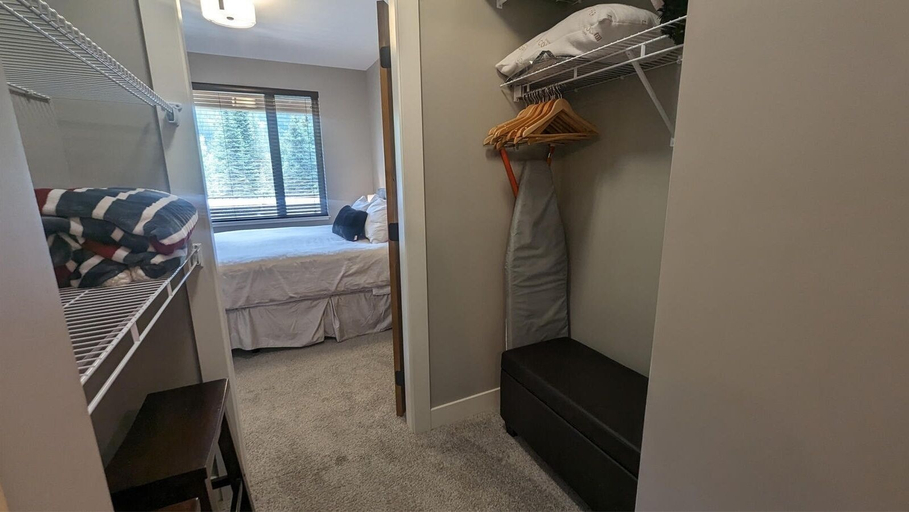 Room 2, Echo Landing #37 2 Bedroom Condo, Thompson-Nicola
