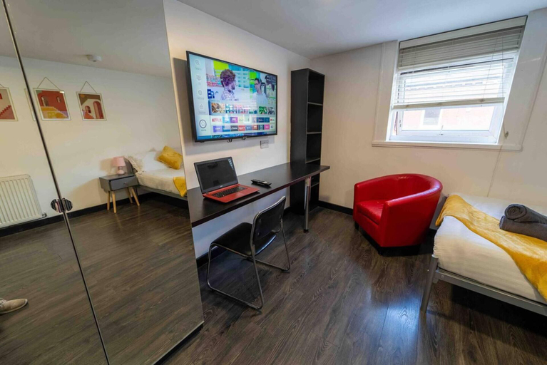 Others 5, Modern Studio Available Close to the City, Birmingham