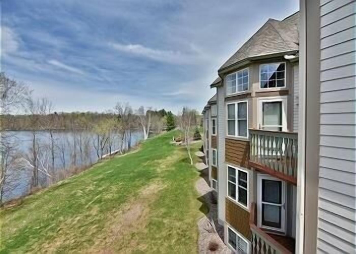 Exterior & Views, Unit 207 2 Bdrm/ 2 Ba 2 Bedroom Condo by RedAwning, Barron
