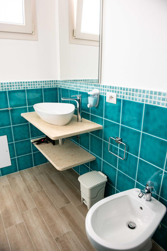 Bathroom 2, B&B Il Viaggiatore, Ogliastra