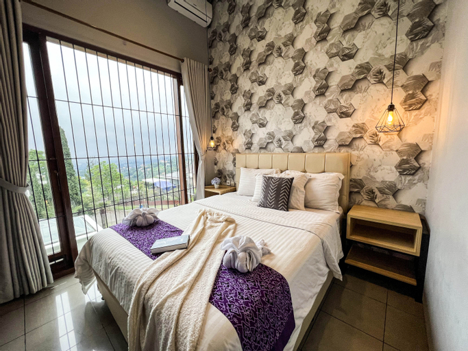 Bedroom 26
