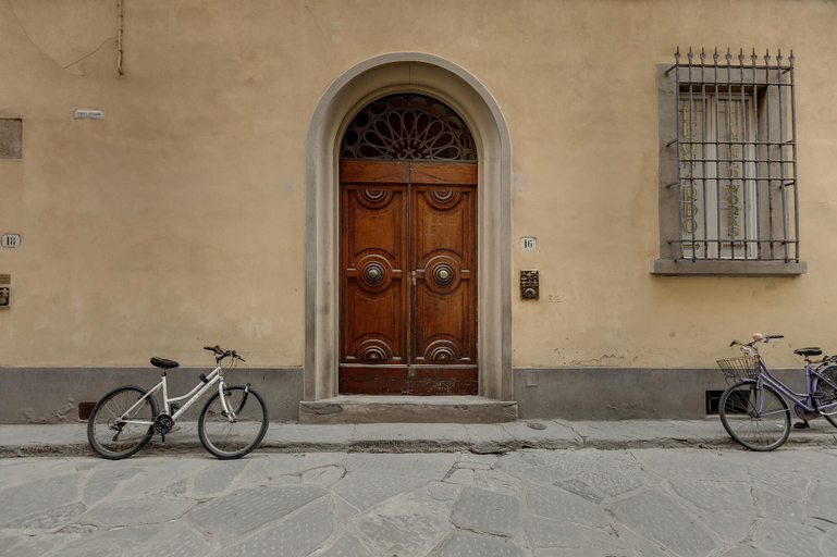 Room 2, Greci 16 III in Firenze, Florence