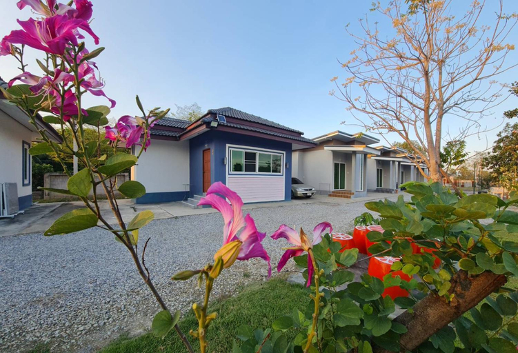 Others 4, Araya Cottage, Muang Uthai Thani