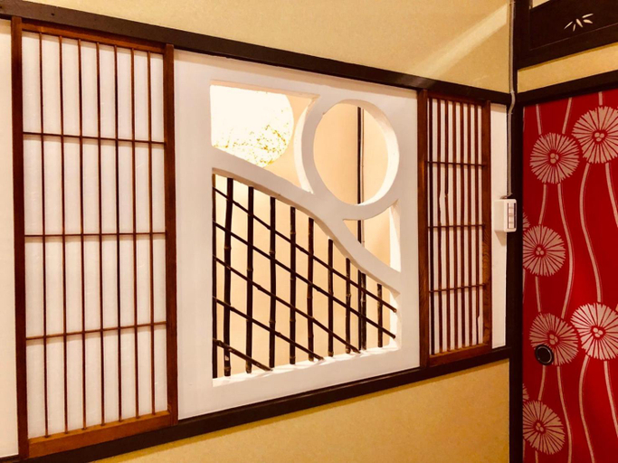 Others 5, Lamp House, Osaka