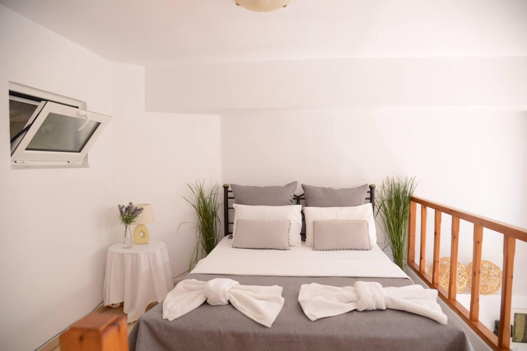 Room 2, Ground Floor Mini apt, Crete