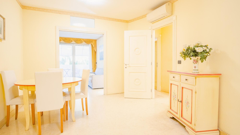 Room 3, 121 Relais du Lac Village - Italian Homing, Brescia
