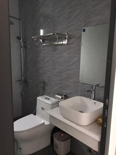 Bathroom 4, Phuong Linh Hotel, Đà Lạt