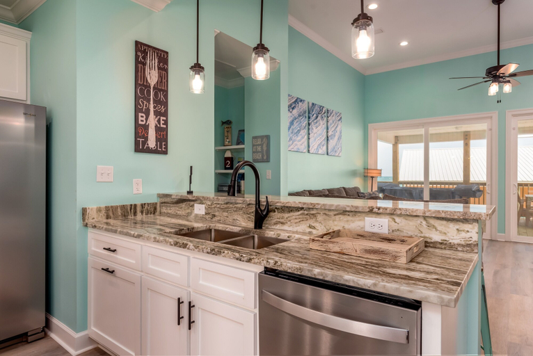 Private kitchen 2, Simply Blessed - 106 Vargas Ct 4 Bedroom Home by RedAwning, Mobile