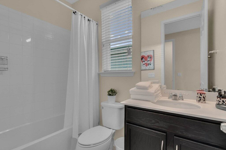 Bathroom 3, 5 Bedrooms S / Solara Home by RedAwning, Osceola