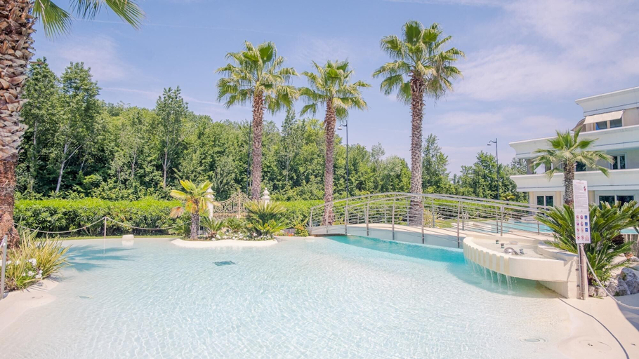Room 3, 110 Relais du Lac Village - Italian Homing, Brescia