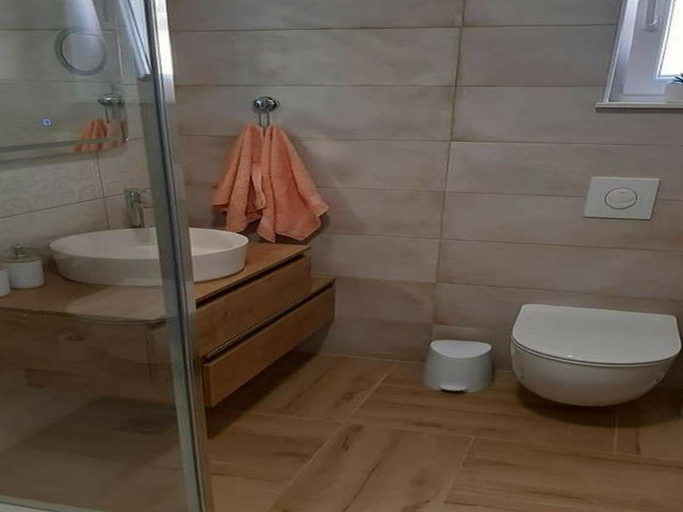 Bathroom 3, Apartments Dobrila, Jelsa