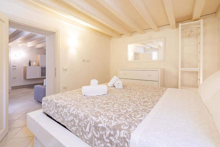 Others 5, Residenza 3B, Venezia