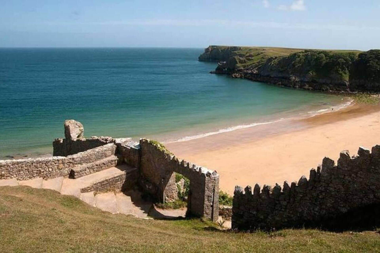 Others 5, Stunning Apartment Overlooking Pembroke Castle, Pembrokeshire