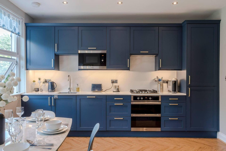 Others 5, Stunning 3 bed Flat in the Heart of West Hampstead, London