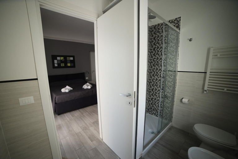 Others 5, Cavour37 Rooms, Palermo